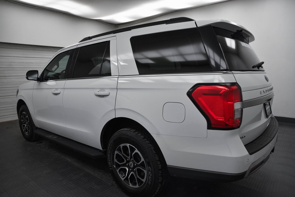 Used 2024 Ford Expedition XLT image 5