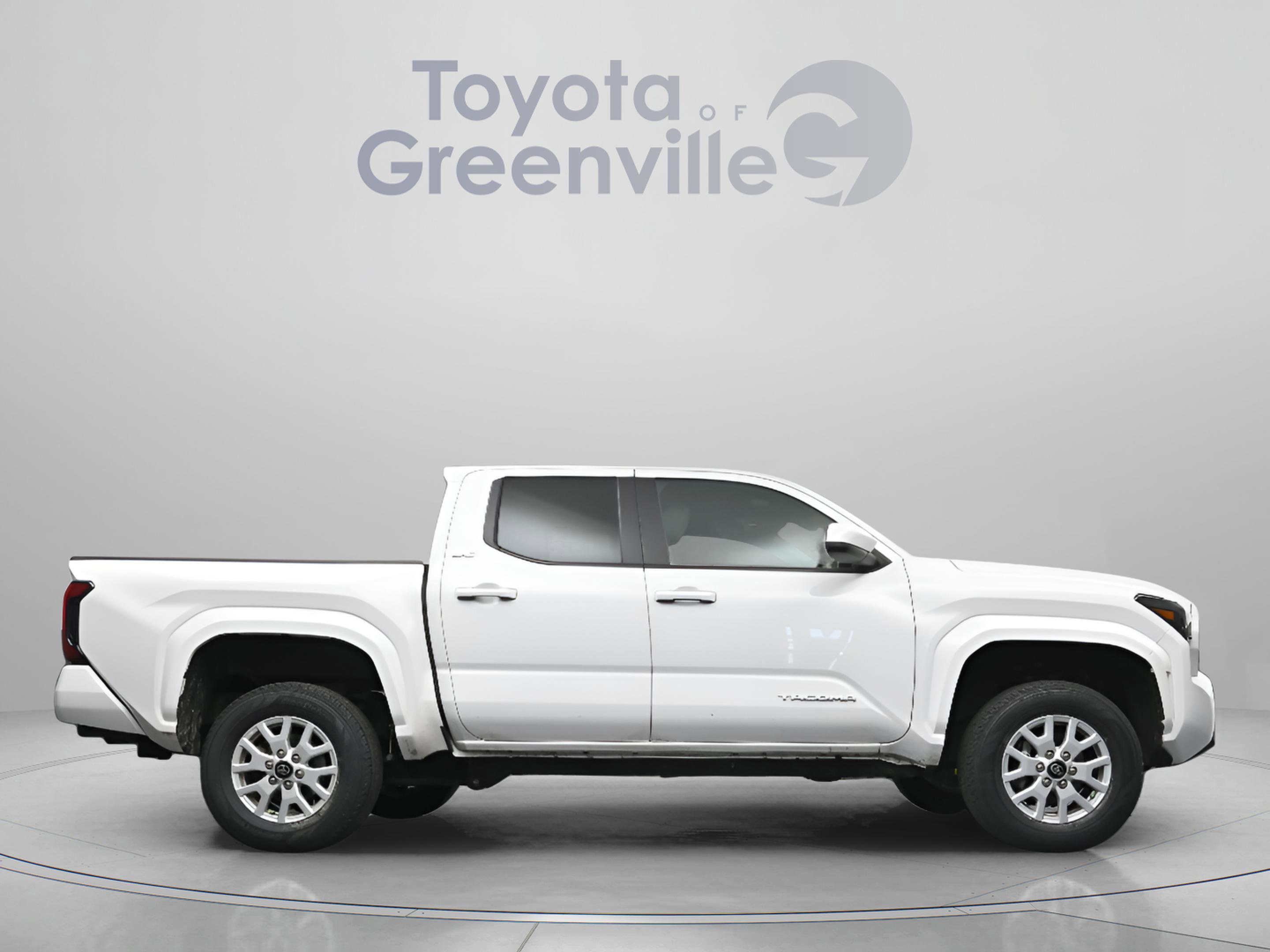 Certified 2024 Toyota Tacoma SR5 RWD image 17