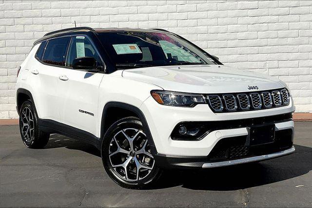 Certified 2025 Jeep Compass Limited image 12