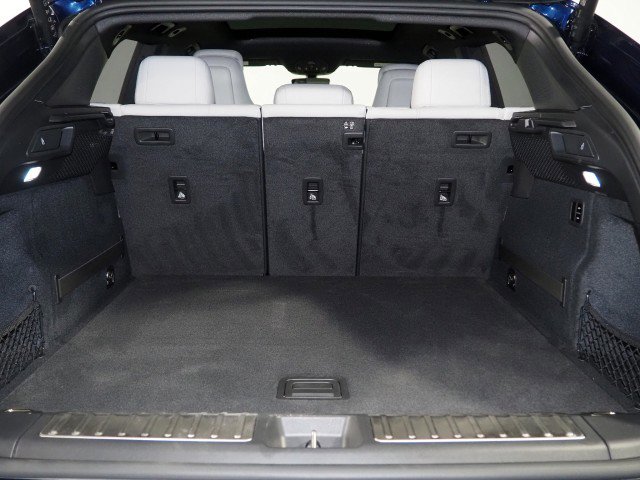 Used 2024 Porsche Macan 4 Electric image 60