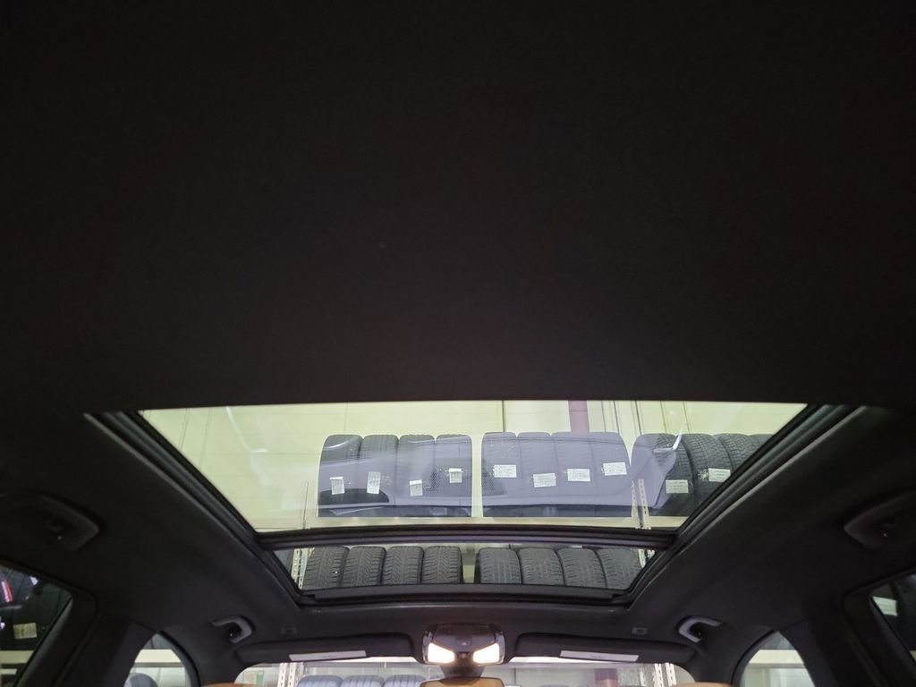 Used 2019 BMW X5 xDrive40i w/ Executive Package image 27