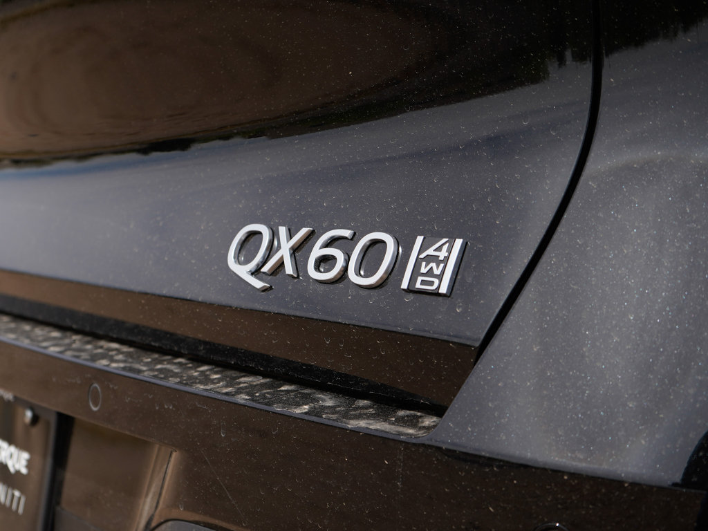 Certified 2026 INFINITI QX60 Luxe w/ Cargo Package AWD/4WD image 11