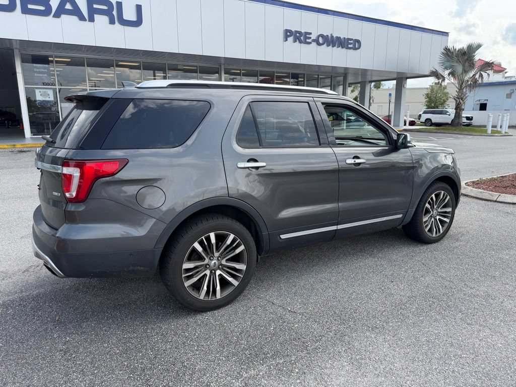 Used 2017 Ford Explorer Platinum AWD/4WD image 3