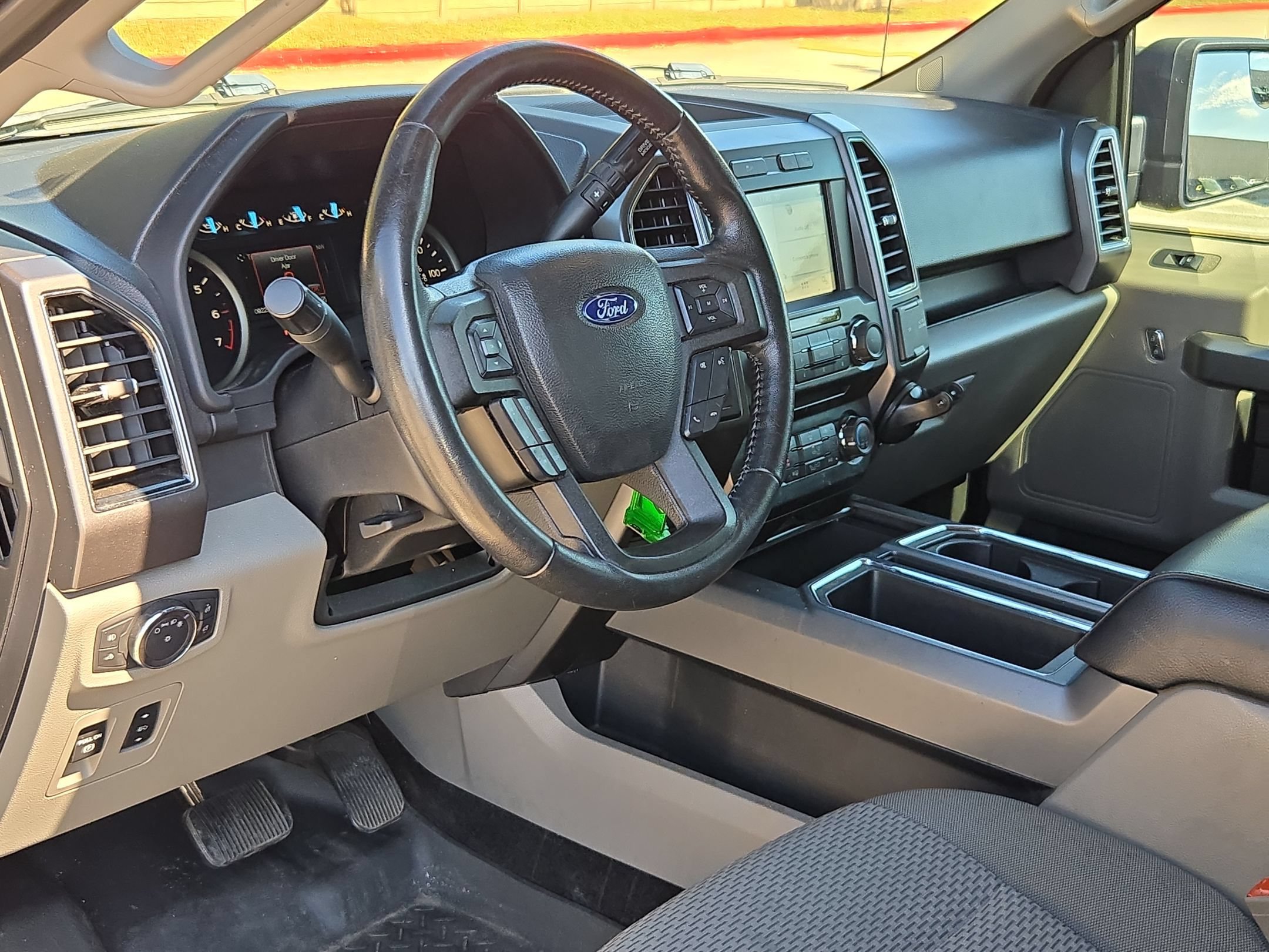Used 2018 Ford F150 XLT w/ Equipment Group 302A Luxury RWD image 12