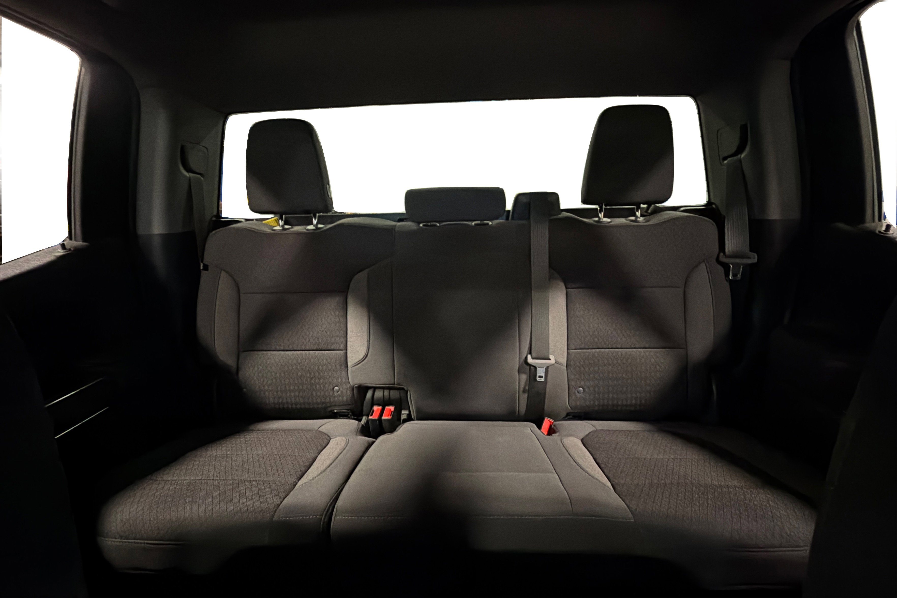 Used 2022 GMC Sierra 1500 SLE w/ X31 Off-Road Package AWD/4WD image 42