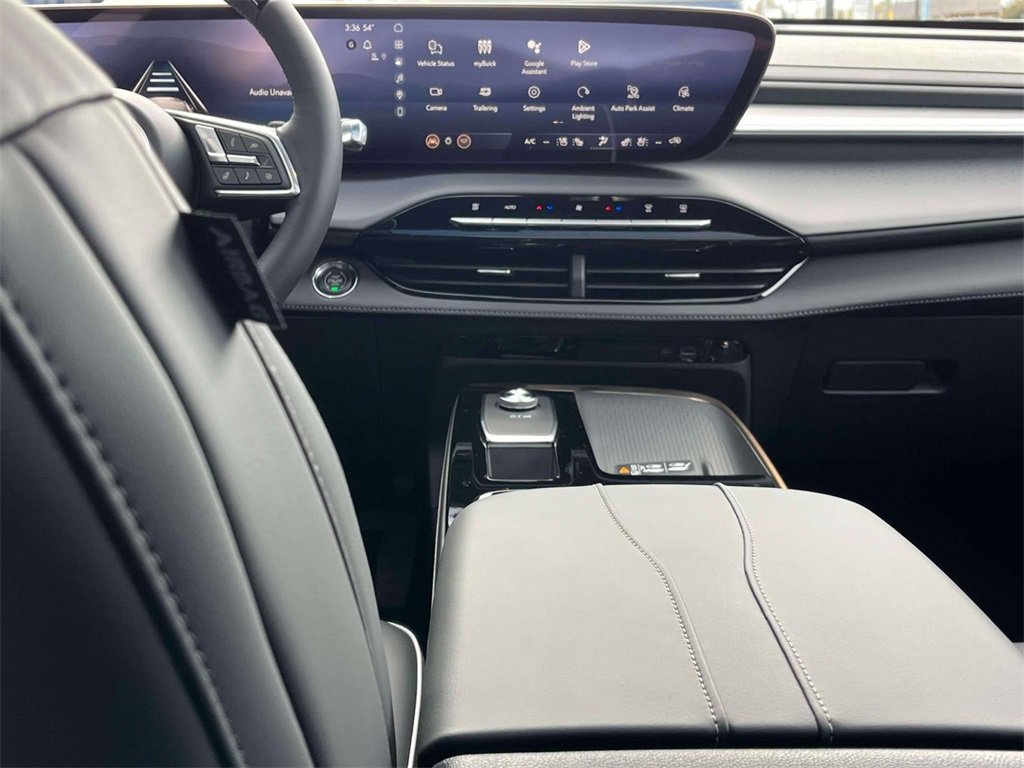 New 2026 Buick Enclave Avenir w/ Super Cruise Package image 13