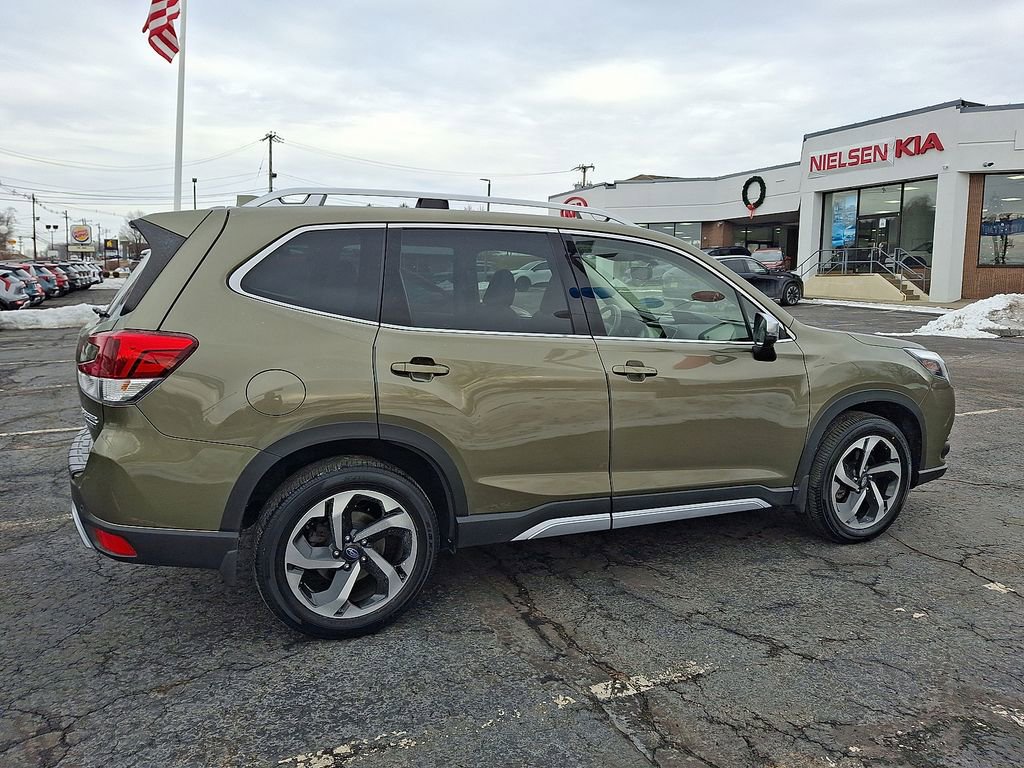 Used 2023 Subaru Forester Touring image 18