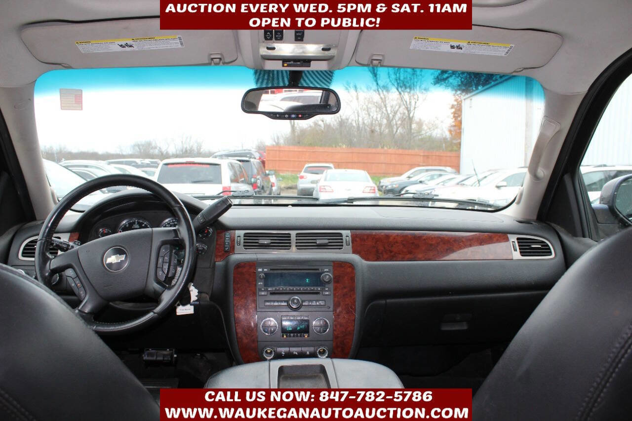 Used 2010 Chevrolet Suburban LT w/ Luxury Package image 8