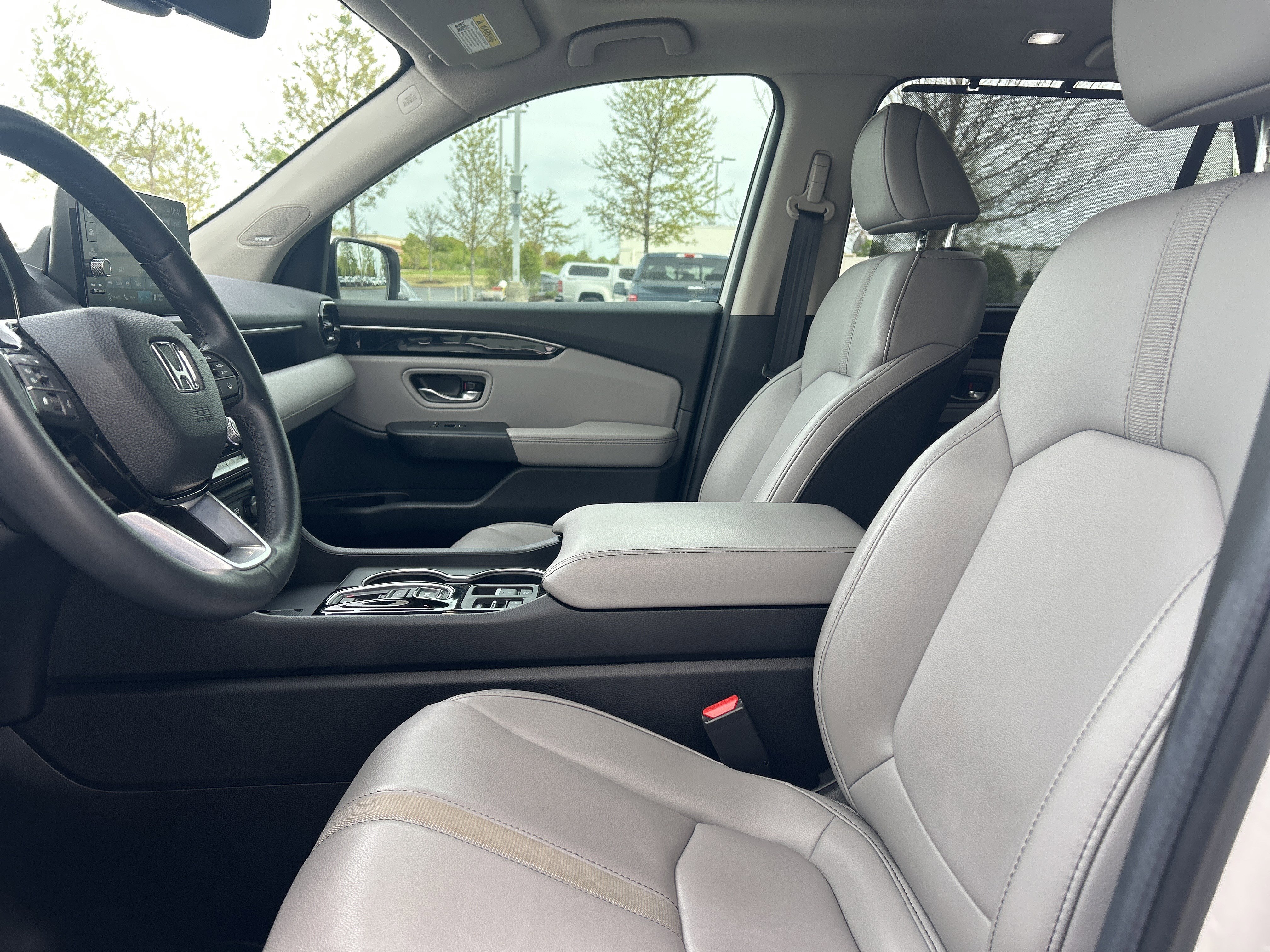 Certified 2025 Honda Pilot Touring image 24