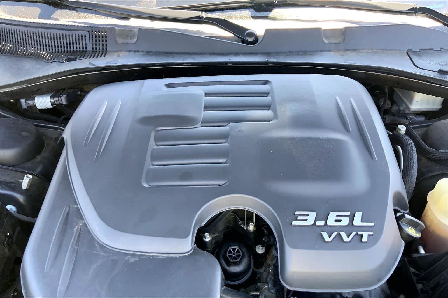Used 2022 Dodge Charger SXT RWD image 32