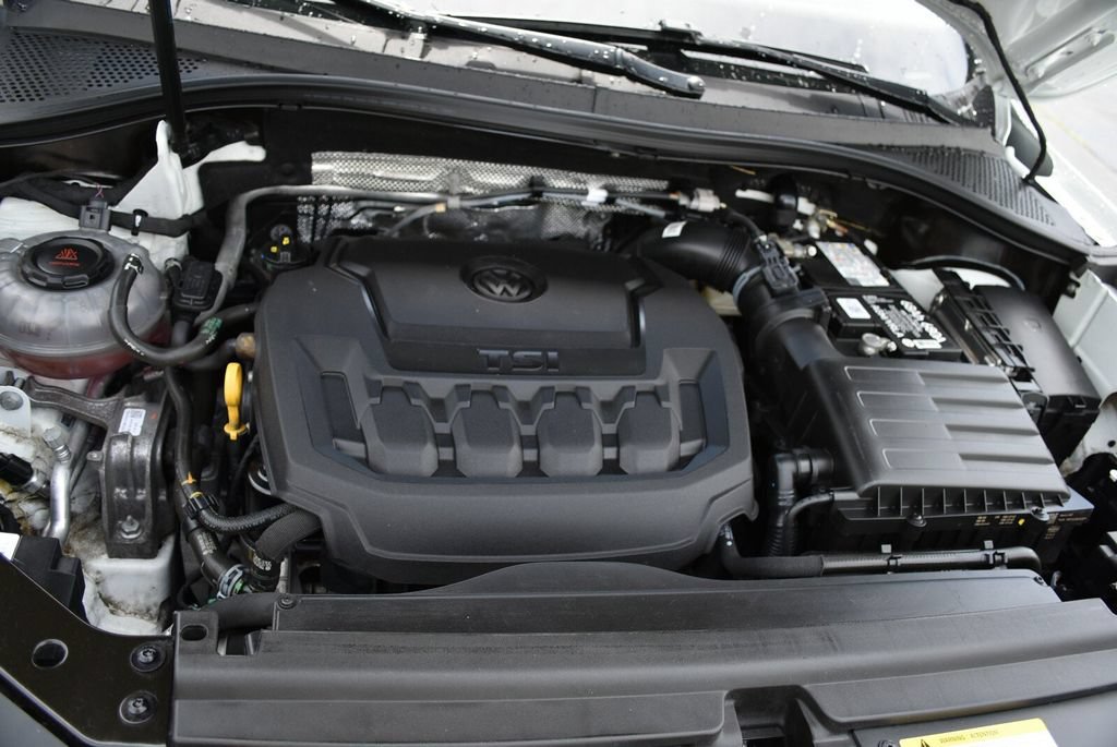 Used 2022 Volkswagen Tiguan SE AWD/4WD image 31