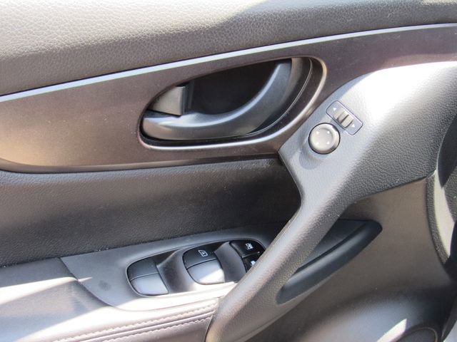 Certified 2022 Nissan Rogue Sport S FWD image 19