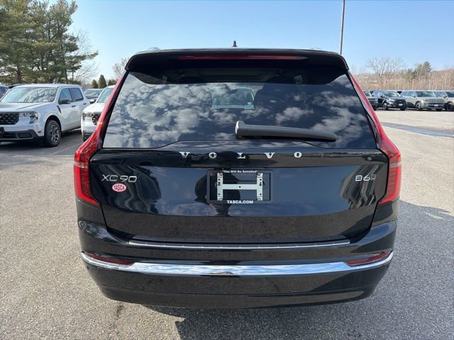 New 2026 Volvo XC90 B6 Plus w/ Protection Package Premier AWD/4WD image 6