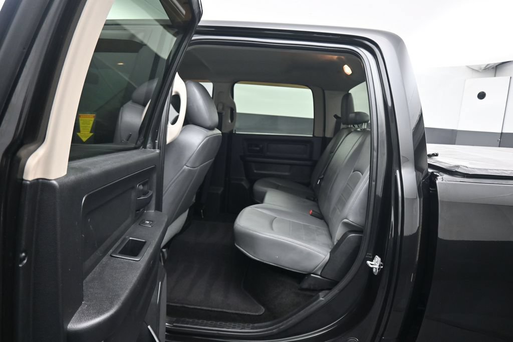 Used 2016 RAM 2500 Tradesman w/ Chrome Appearance Group AWD/4WD image 27