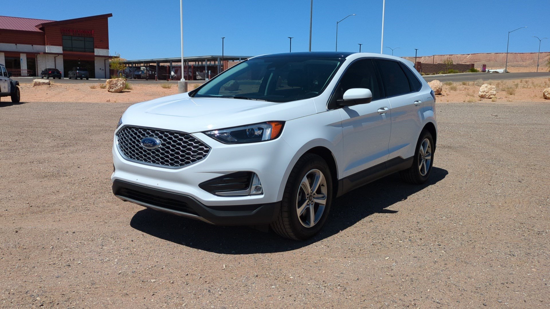 Used 2023 Ford Edge SEL w/ Convenience Package AWD/4WD image 7