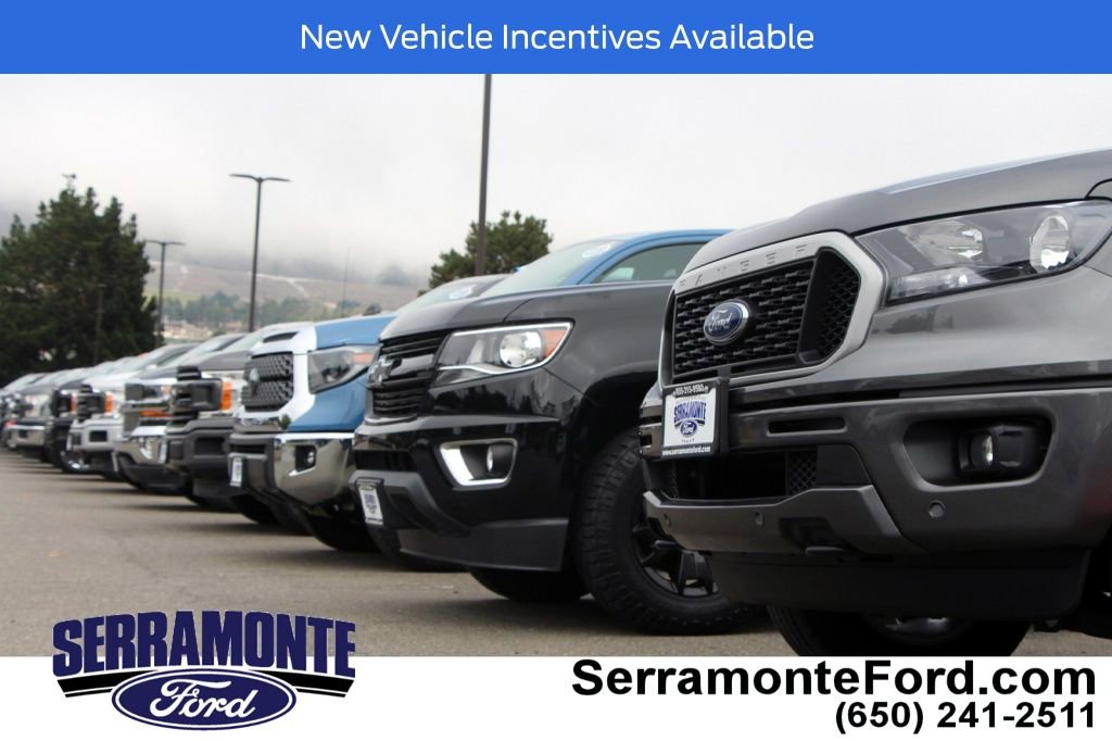 Used 2026 Ford Explorer ST-Line w/ ST-Line Street Pack AWD/4WD image 32