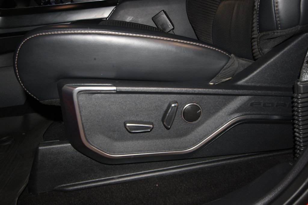 Used 2023 Ford F150 Raptor image 9