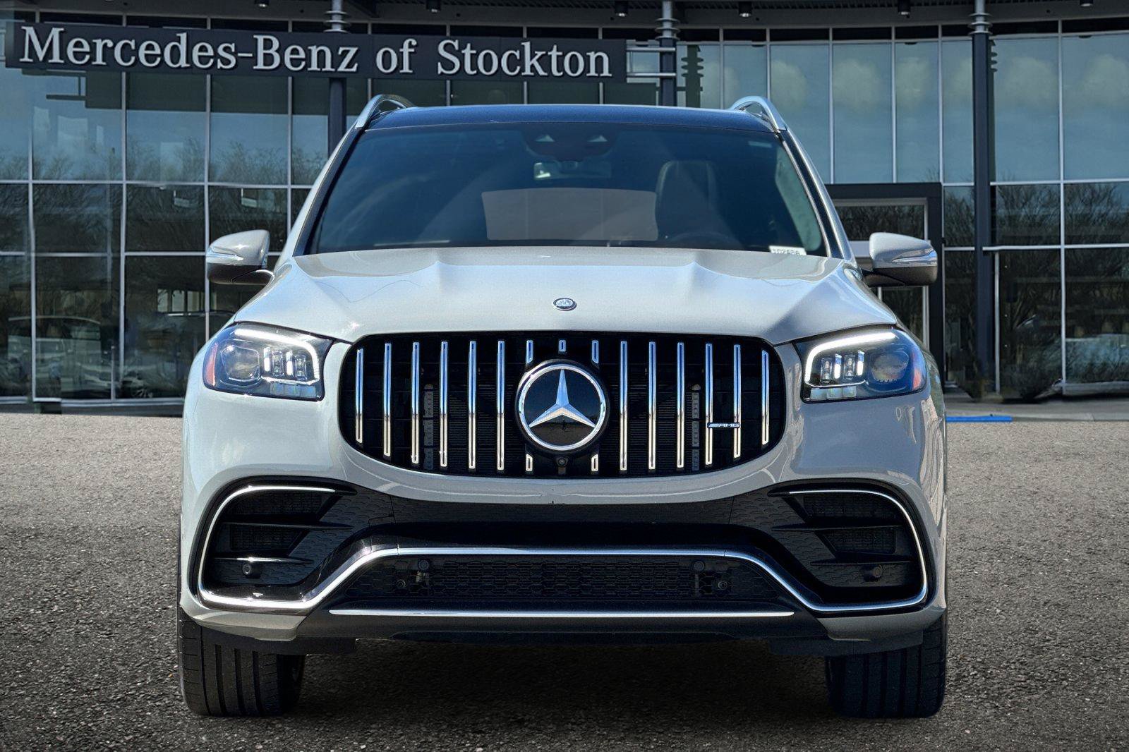 Used 2025 Mercedes-Benz GLS 63 AMG 4MATIC image 9
