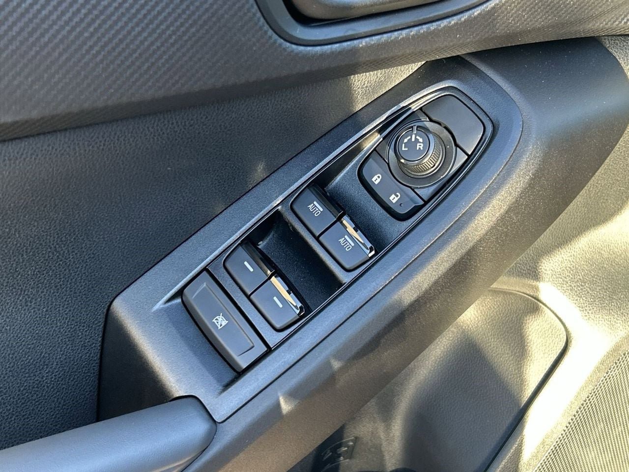 New 2026 Subaru Crosstrek 2.5i AWD/4WD image 17