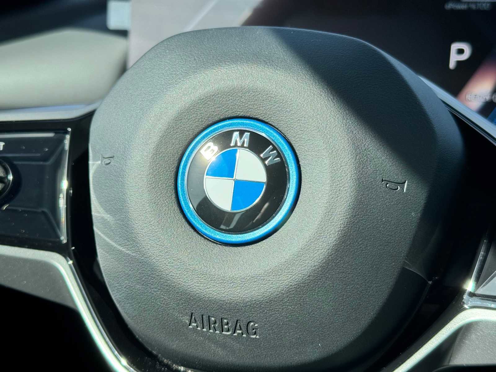 Used 2025 BMW i5 xDrive40 w/ Premium Package image 30