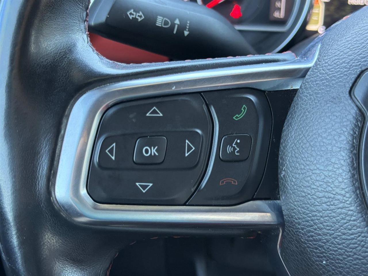 Used 2019 Jeep Wrangler Unlimited Rubicon w/ Advanced Safety Group image 19