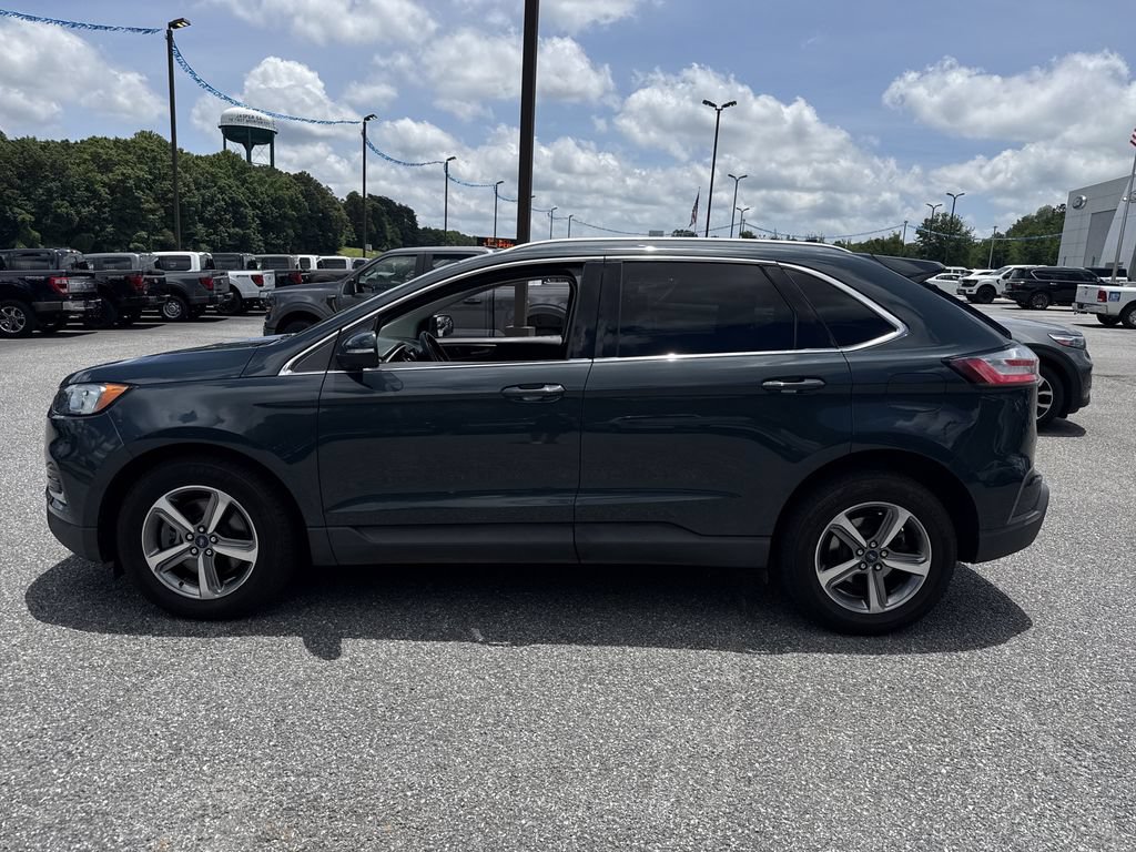 Used 2019 Ford Edge SEL w/ Equipment Group 201A AWD/4WD image 4