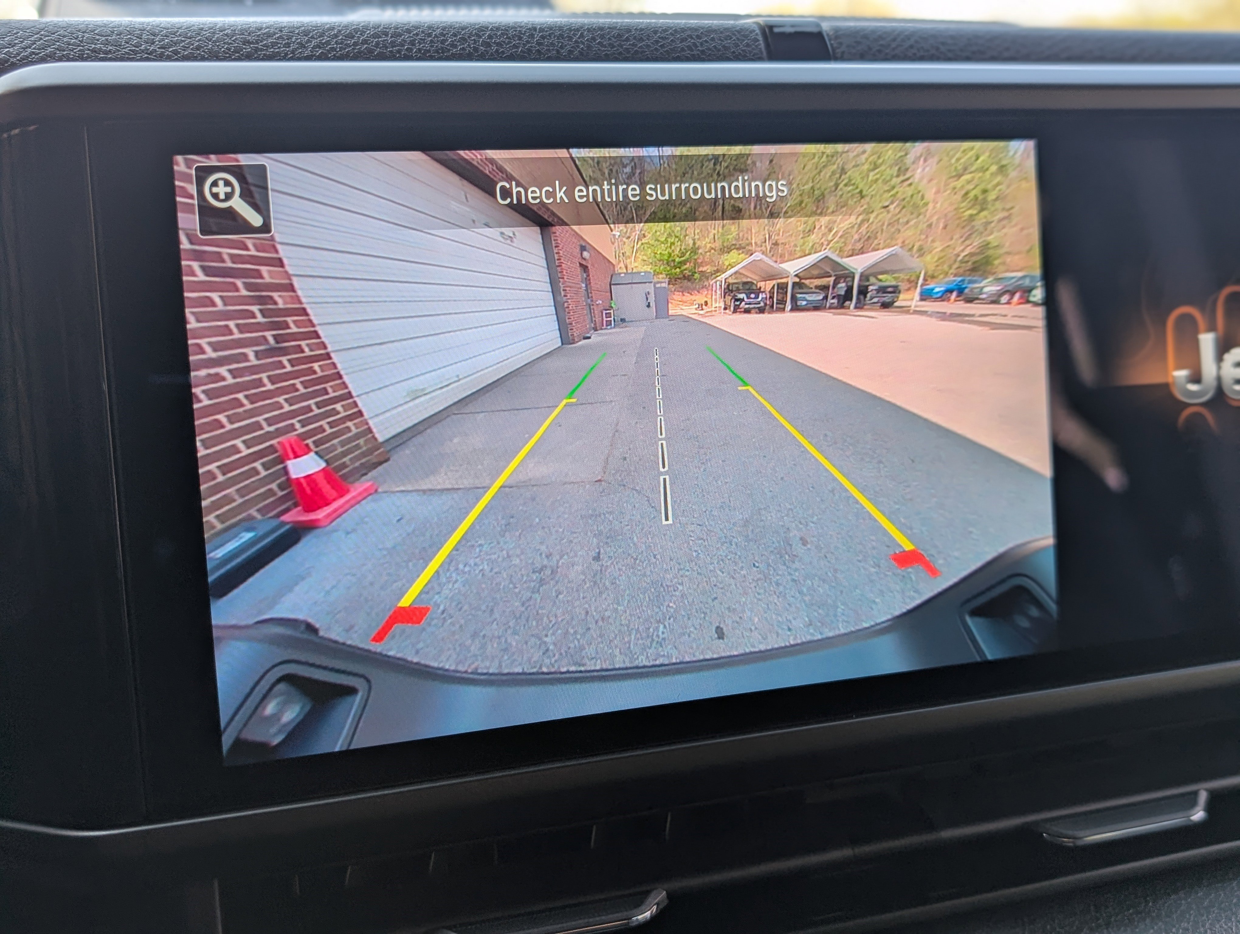 Used 2025 Jeep Gladiator Willys image 25