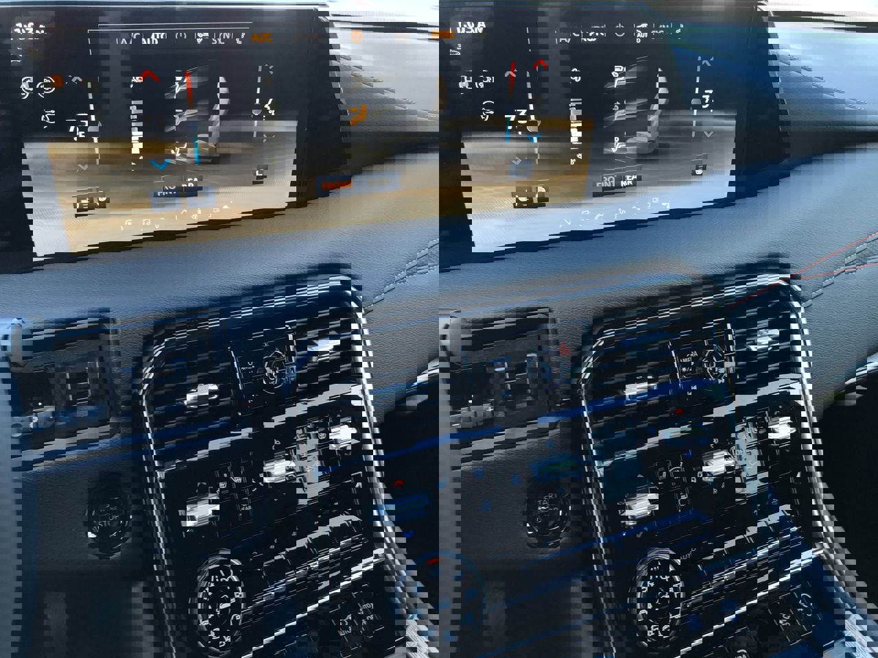 New 2026 Nissan Armada PRO-4X w/ Captain's Chari Seat Package image 32