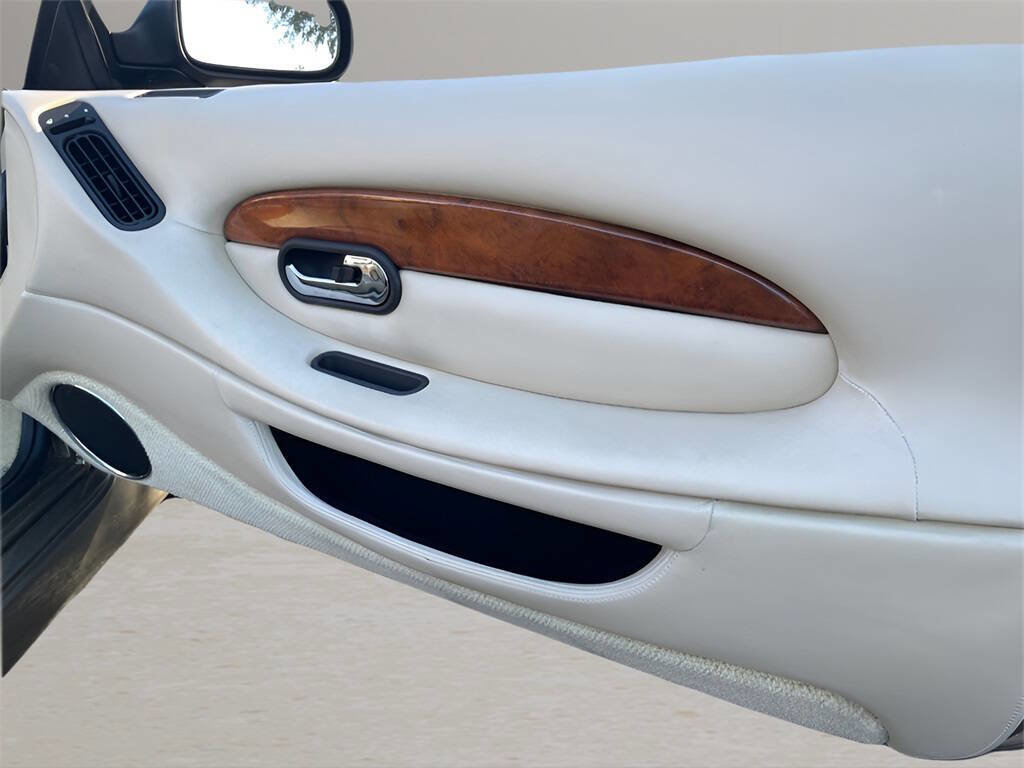 Used 2003 Aston Martin DB7 Vantage image 66
