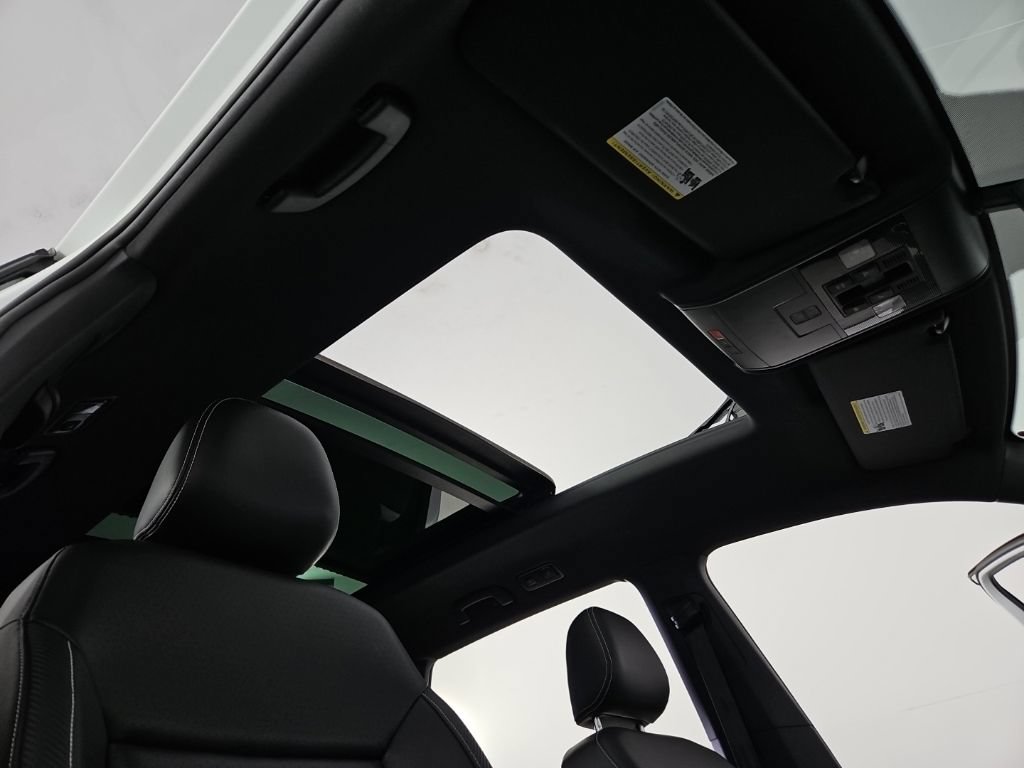 Used 2023 Volkswagen Atlas Cross Sport SE w/ Panoramic Sunroof Package AWD/4WD image 18