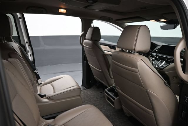 Used 2024 Honda Odyssey Elite image 25