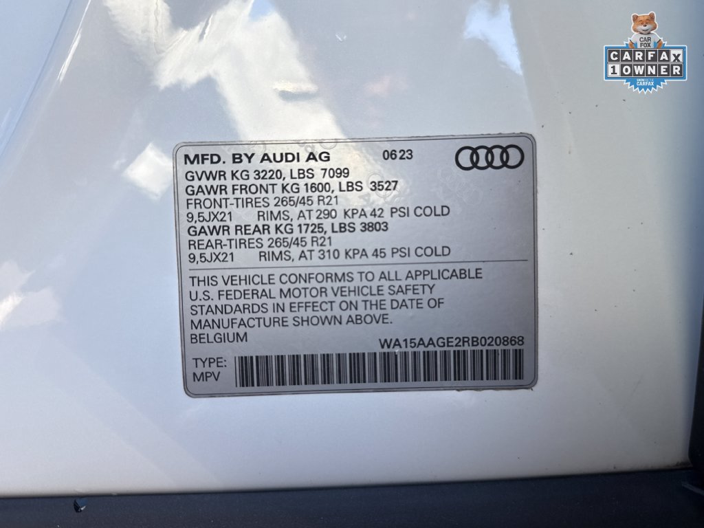 Used 2024 Audi Q8 e-tron Premium Plus w/ Premium Plus Package AWD/4WD image 35
