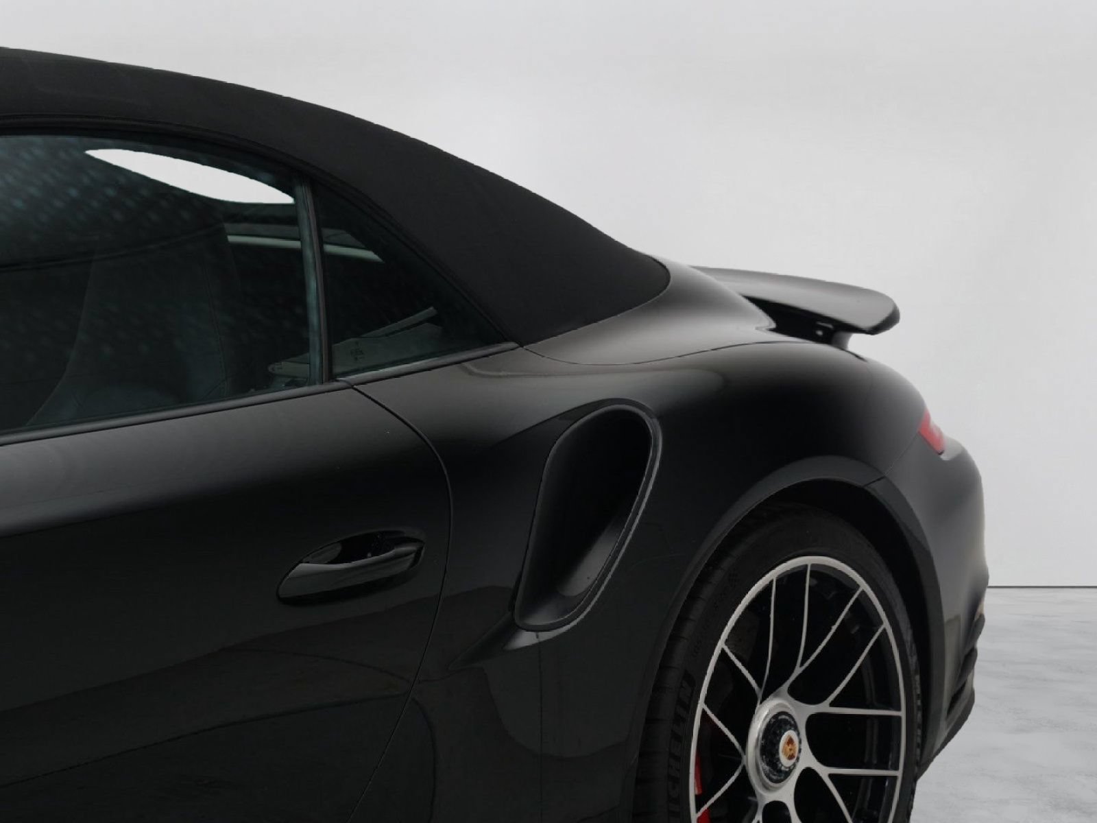Used 2018 Porsche 911 Turbo AWD/4WD image 41