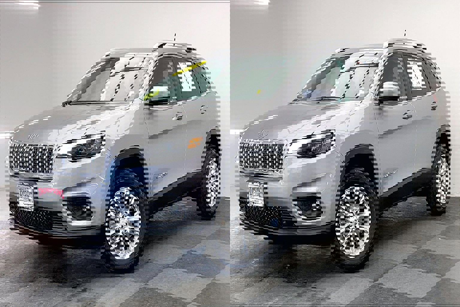 Used 2019 Jeep Cherokee Latitude w/ Popular Appearance Group image 12