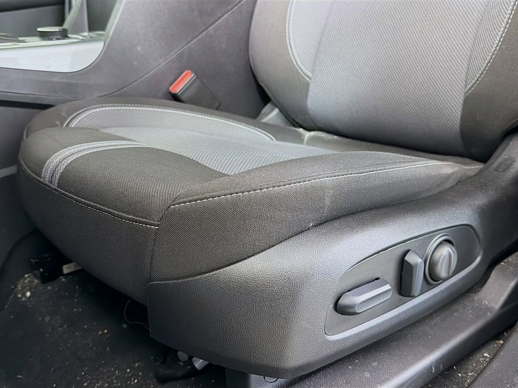 Used 2024 Chevrolet Blazer LT w/ Convenience Package image 23