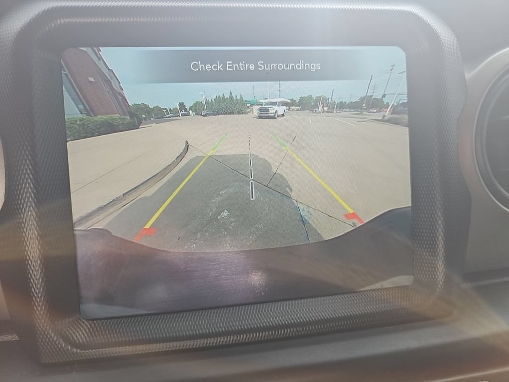 Used 2021 Jeep Gladiator Sport AWD/4WD image 36