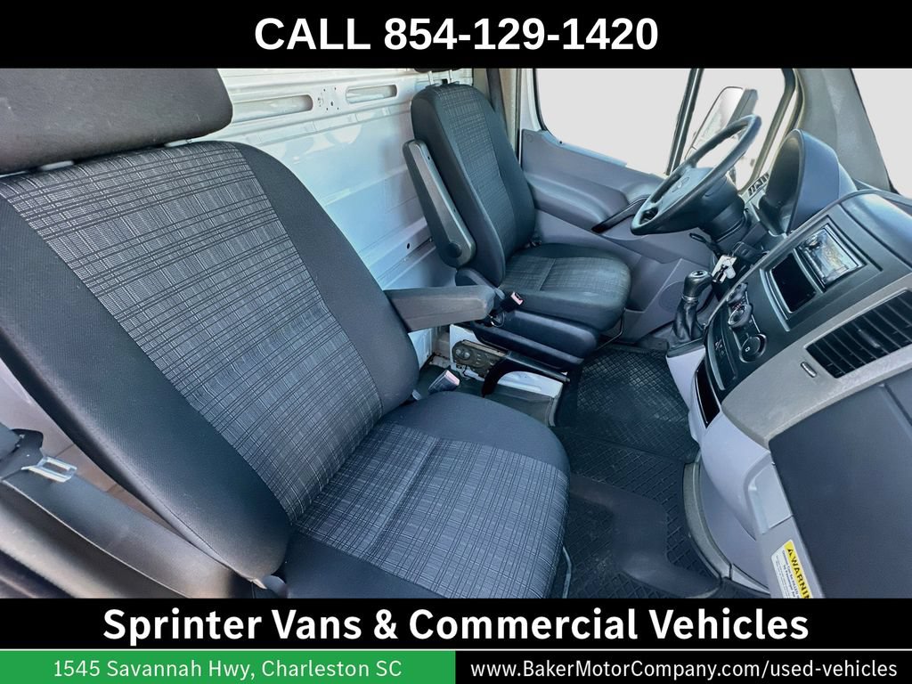 Used 2015 Freightliner Sprinter 3500 RWD image 24