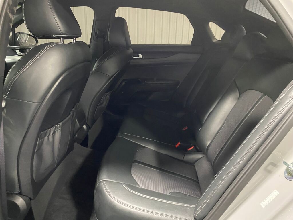 Used 2022 Kia K5 GT-Line image 11