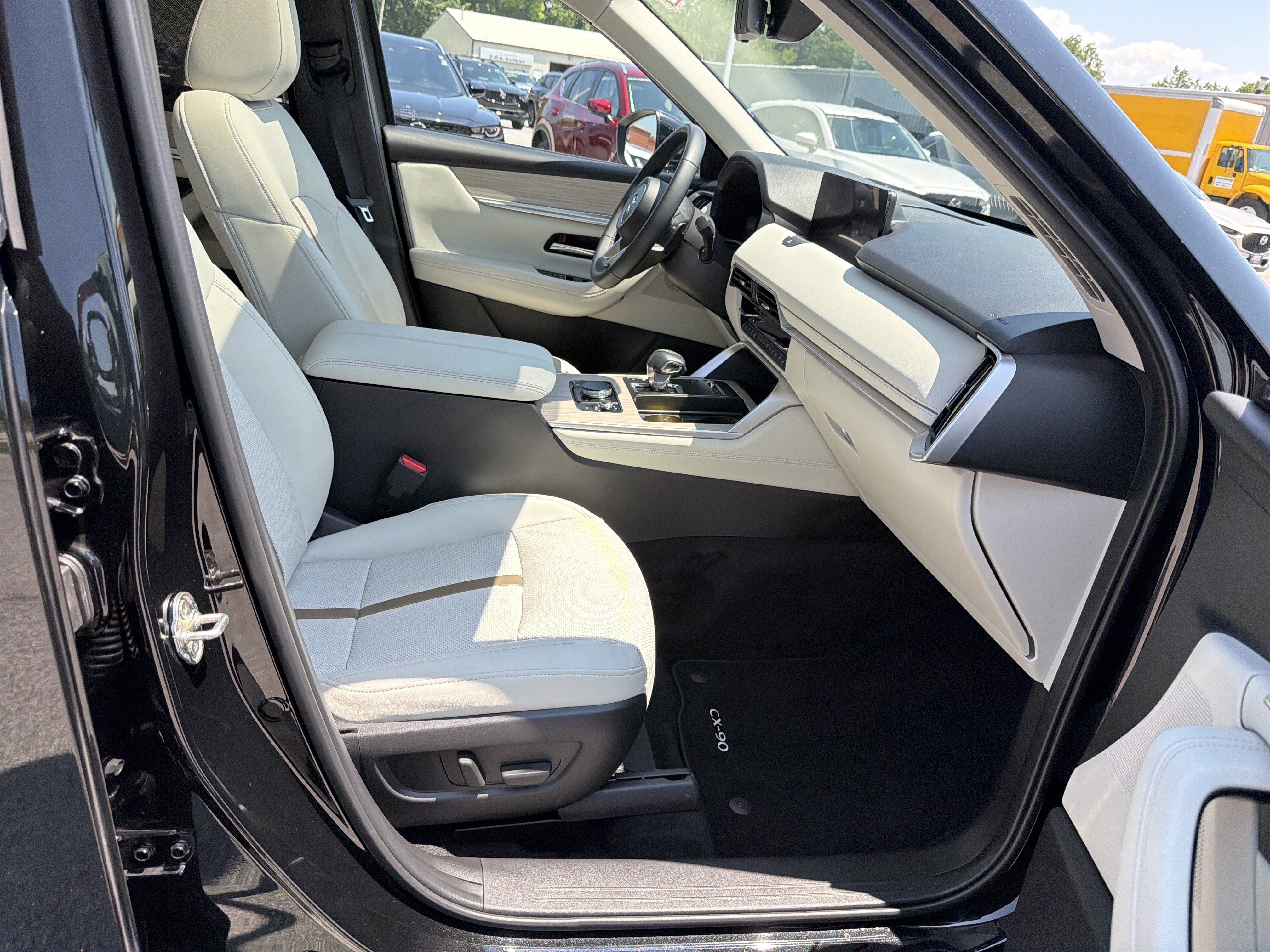 Certified 2024 MAZDA CX-90 Plug-In Hybrid w/ Premium Plus AWD/4WD image 83