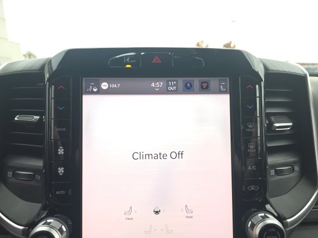 New 2026 RAM 1500 4x4 Crew Cab image 19