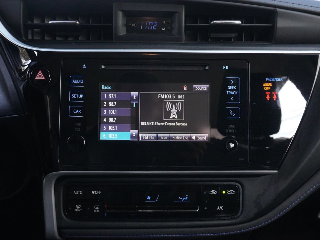 Used 2019 Toyota Corolla SE image 35