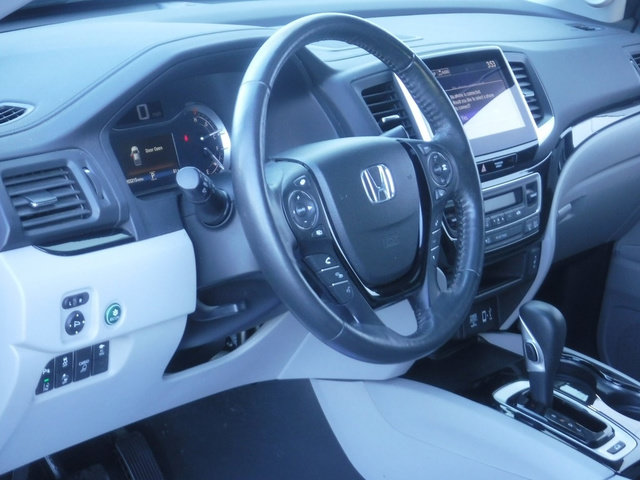 Used 2017 Honda Ridgeline RTL-E image 22