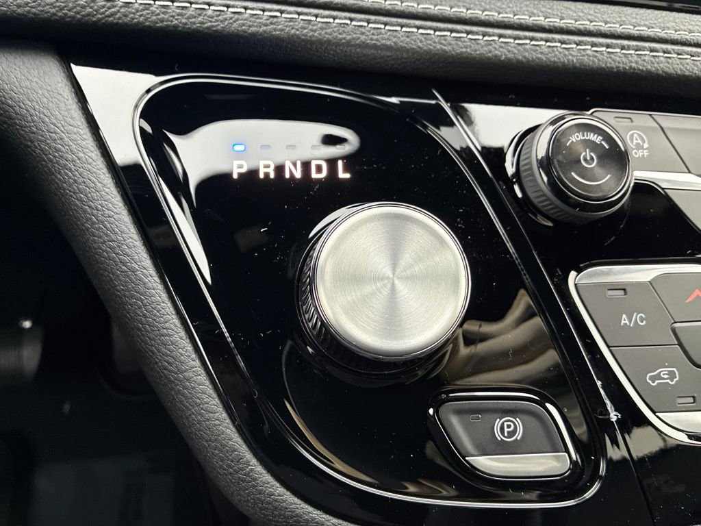 New 2026 Chrysler Pacifica Select image 23