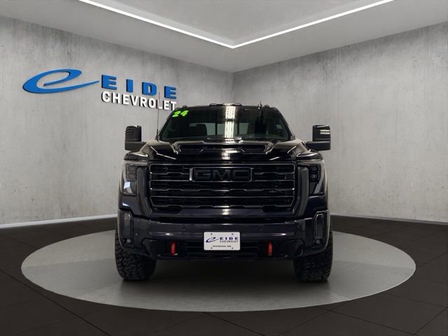 Used 2024 GMC Sierra 2500 AT4 w/ AT4 Preferred Package AWD/4WD image 10