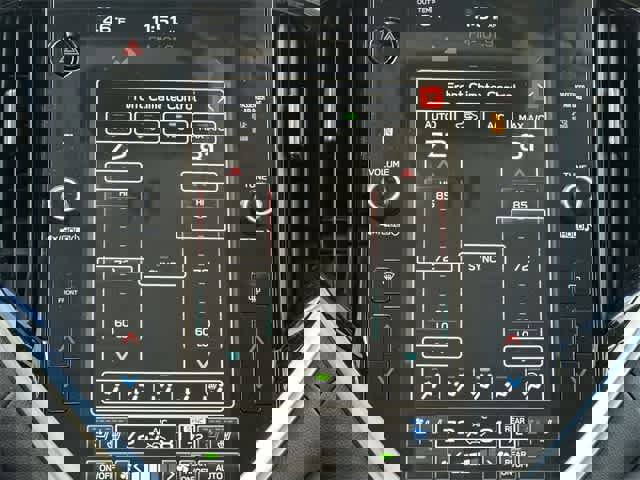 Certified 2025 Subaru Ascent Touring image 16