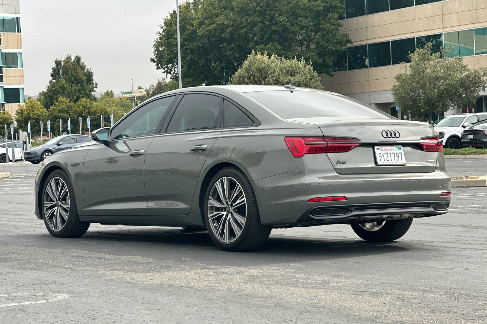 Used 2023 Audi A6 Premium Plus w/ Premium Plus Package AWD/4WD image 6