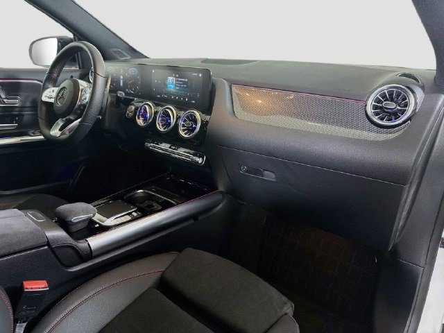 Used 2022 Mercedes-Benz GLA 250 image 29