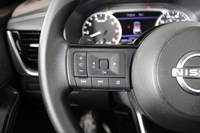 Certified 2023 Nissan Rogue SV image 24