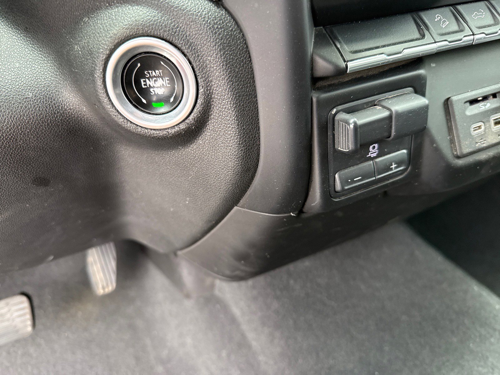 Used 2023 Chevrolet Silverado 3500 LTZ w/ Gooseneck/5TH Wheel Package image 23