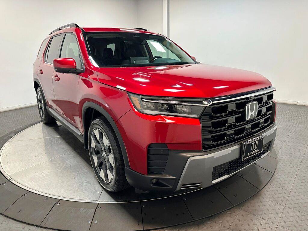 New 2026 Honda Pilot Touring image 2